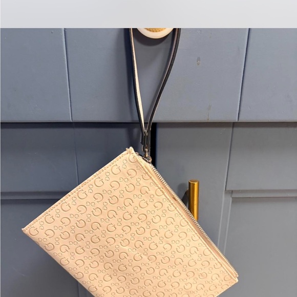 Guess Cream Wristlet Clutch - Picture 2 of 3
